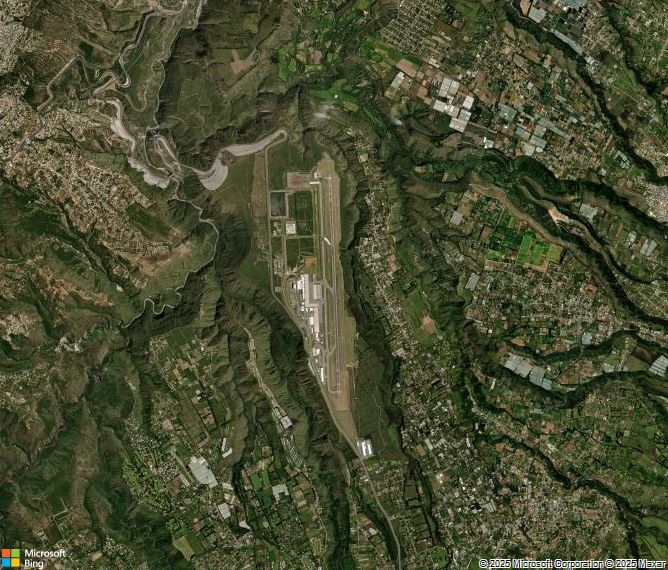 Взлётно-посадочная полоса Quito Mariscal Sucre International Airport