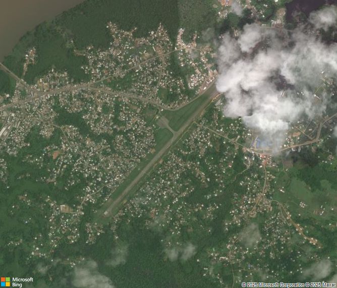 Взлётно-посадочная полоса Lambarene