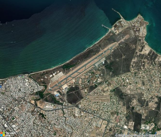 Взлётно-посадочная полоса Manta Eloy Alfaro International Airport