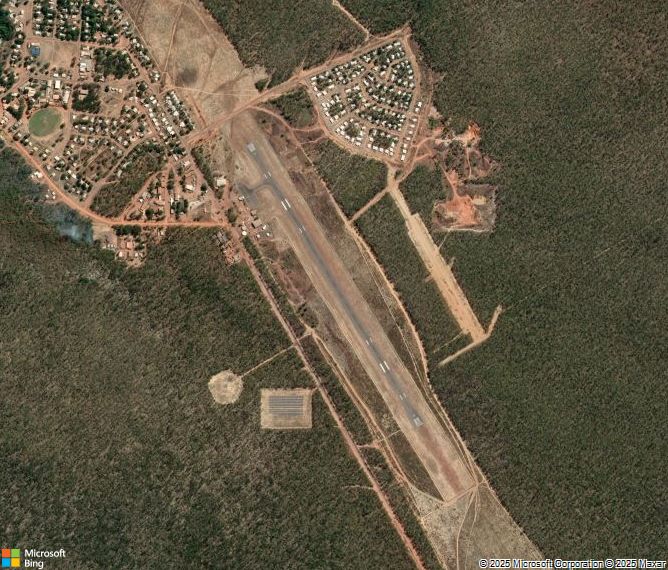 Взлётно-посадочная полоса Maningrida Airport