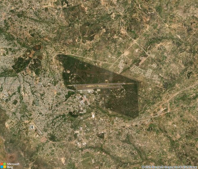 Взлётно-посадочная полоса Lubango Airport