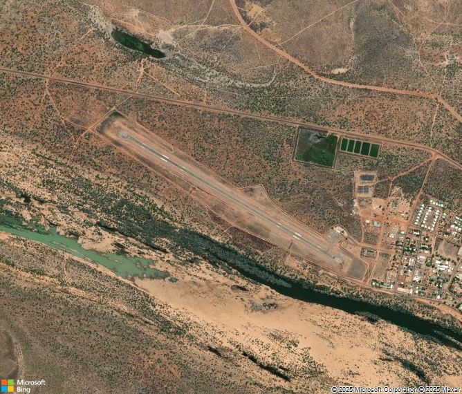 Взлётно-посадочная полоса Doomadgee Airport