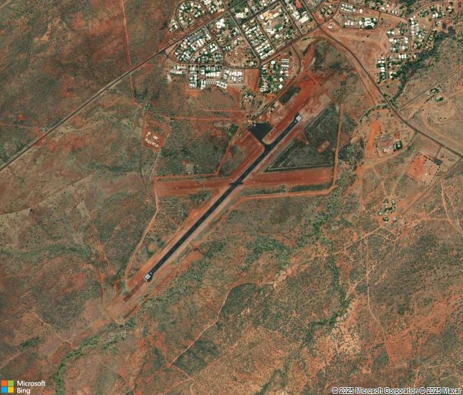 Взлётно-посадочная полоса Halls Creek Airport