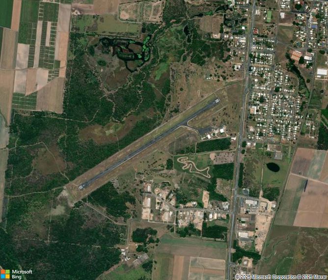 Взлётно-посадочная полоса Ingham Airport