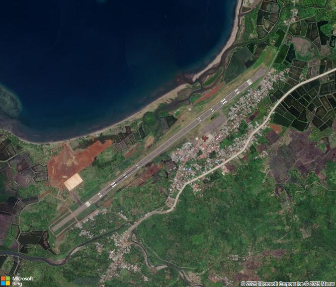 Взлётно-посадочная полоса Mamuju Tampa Padang Airport