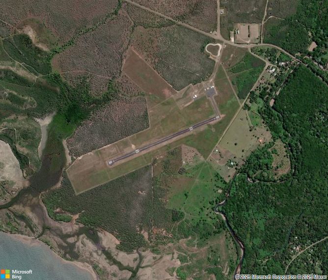 Взлётно-посадочная полоса Koumac Airport
