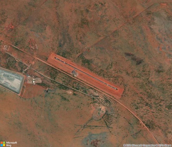 Взлётно-посадочная полоса The Granites Airport