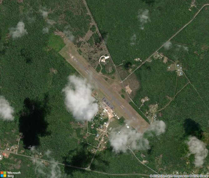 Взлётно-посадочная полоса Lifou Ouanaham Airport