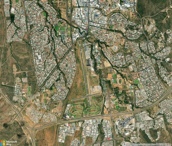 Взлётно-посадочная полоса Windhoek Eros Airport