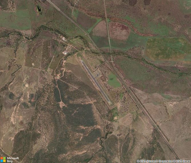 Взлётно-посадочная полоса Dysart Airport