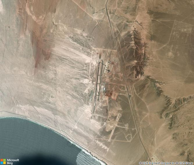 Взлётно-посадочная полоса Antofagasta International Airport