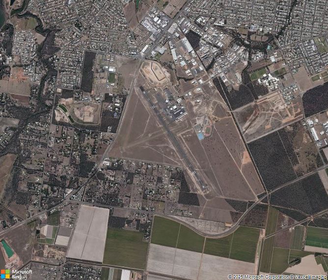 Взлётно-посадочная полоса Bundaberg Airport