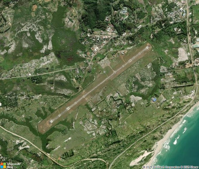 Взлётно-посадочная полоса Tolanaro Airport