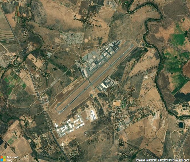 Взлётно-посадочная полоса Johannesburg Lanseria International Airport