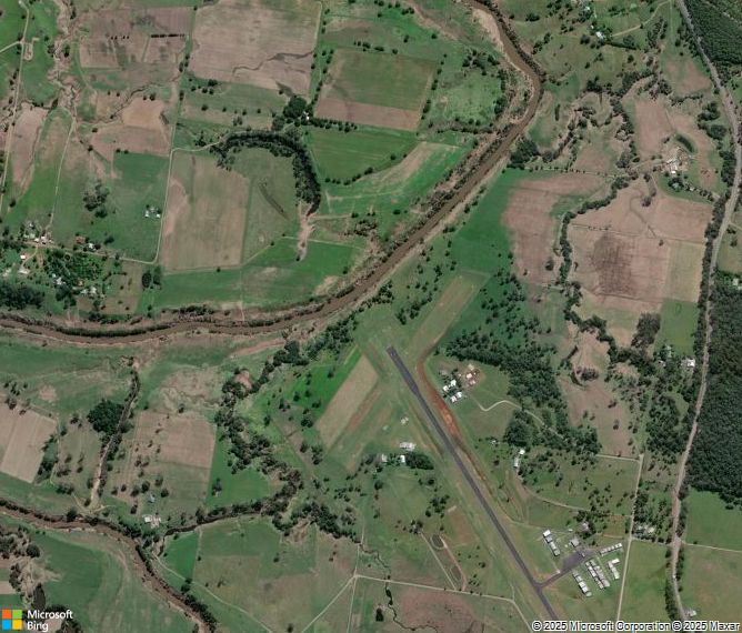 Взлётно-посадочная полоса Gympie Airport
