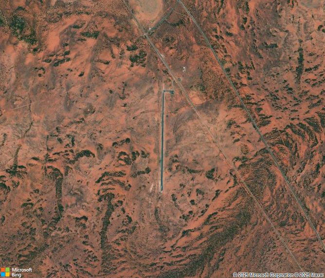 Взлётно-посадочная полоса Marla Airport