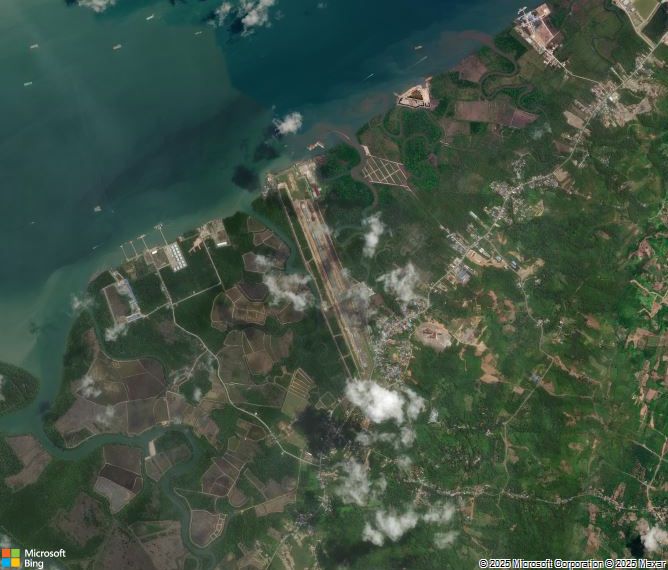 Взлётно-посадочная полоса Kotabaru Gusti Syamsir Alam Airport
