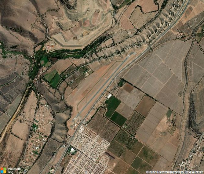 Взлётно-посадочная полоса El Tuqui Airport