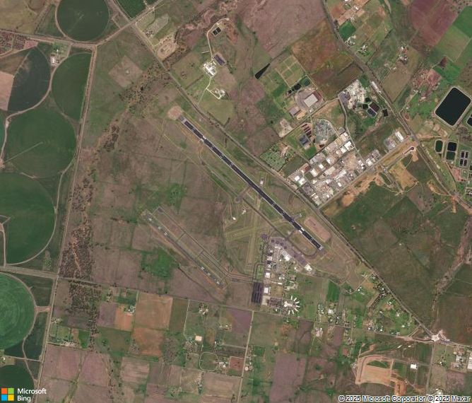 Взлётно-посадочная полоса Tamworth Airport