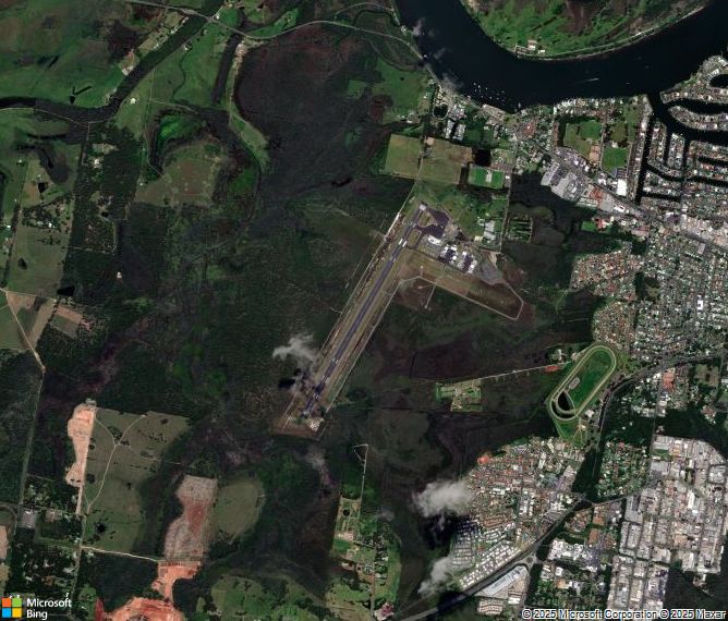 Взлётно-посадочная полоса Port Macquarie Airport