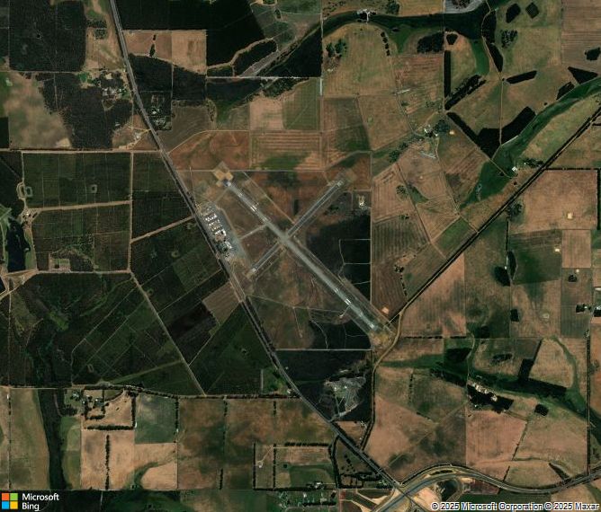 Взлётно-посадочная полоса Albany Airport