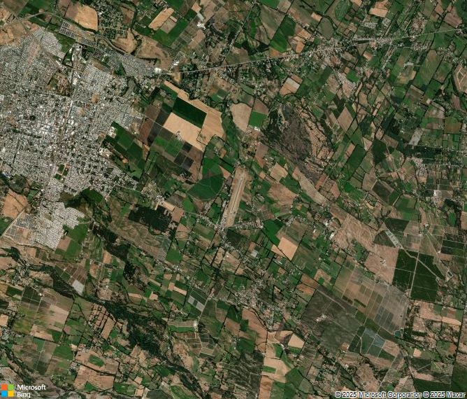 Взлётно-посадочная полоса Municipal de Linares Airport
