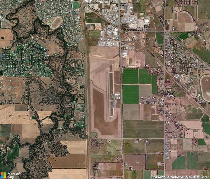 Взлётно-посадочная полоса Echuca Airport