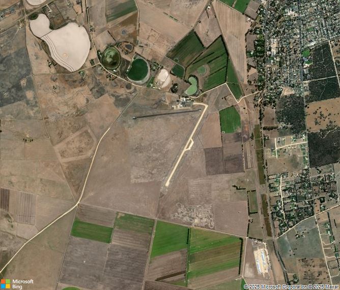 Взлётно-посадочная полоса Naracoorte Airport