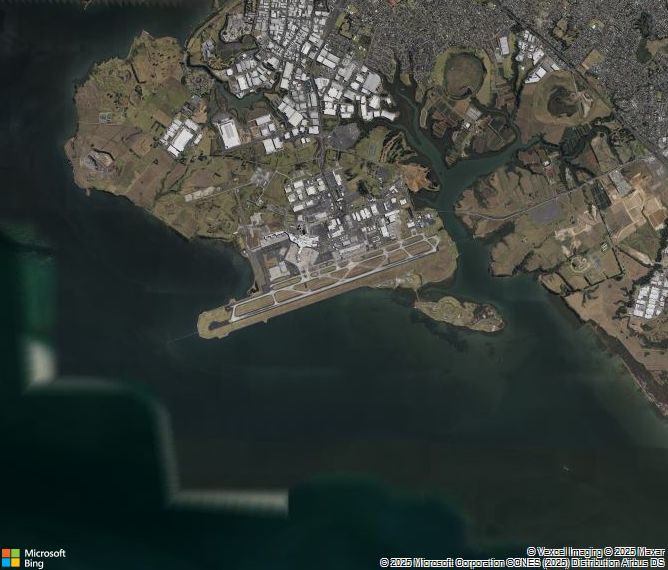 Взлётно-посадочная полоса Auckland Airport