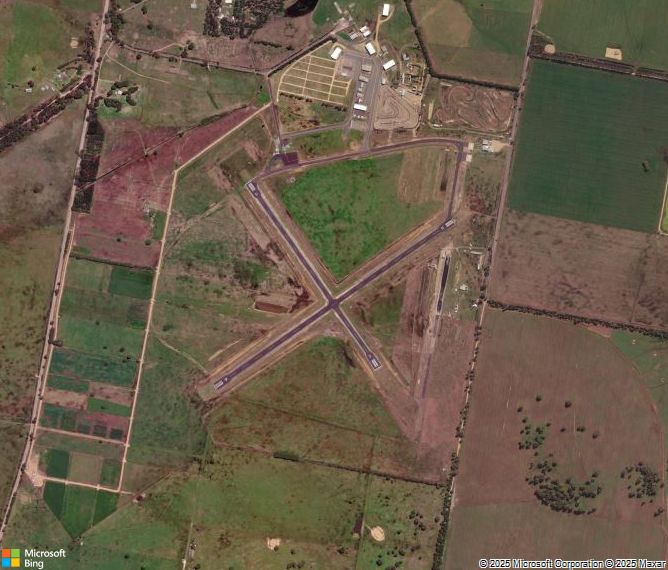 Взлётно-посадочная полоса Bairnsdale Airport