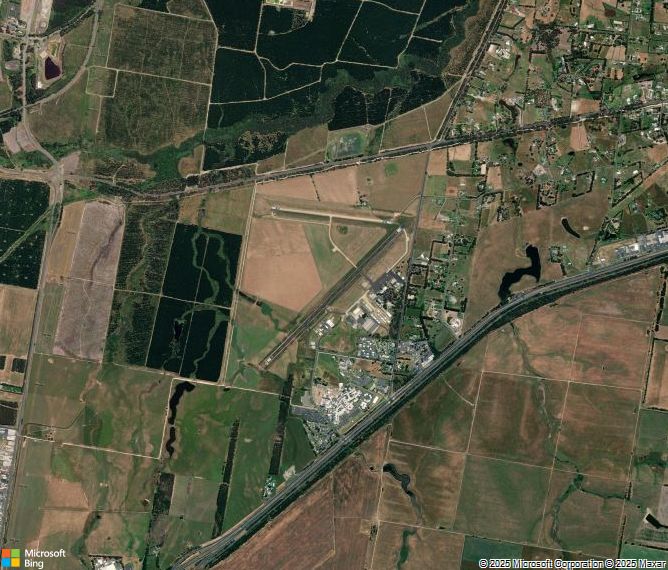 Взлётно-посадочная полоса Morwell Latrobe Regional Airport