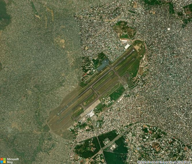 Взлётно-посадочная полоса Brazzaville Maya Maya Airport