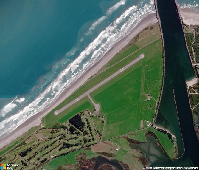 Взлётно-посадочная полоса Westport Airport