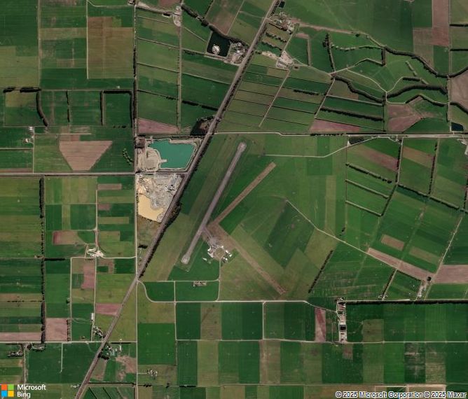 Взлётно-посадочная полоса Oamaru Airport
