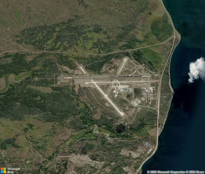 Взлётно-посадочная полоса Punta Arenas International Airport