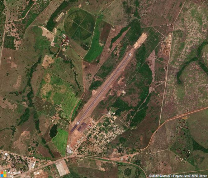 Взлётно-посадочная полоса Redencao Airport