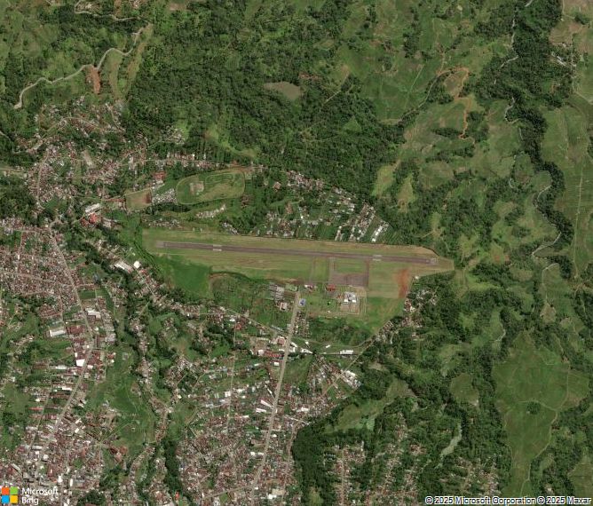 Взлётно-посадочная полоса Ruteng Frans Sales Lega Airport