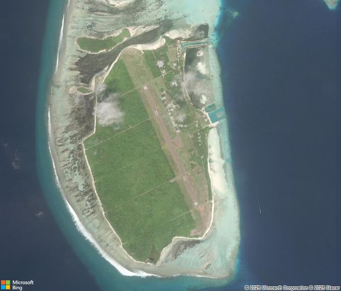 Взлётно-посадочная полоса Kaadedhdhoo Airport