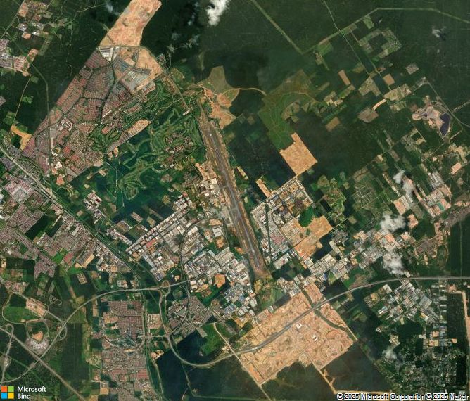 Взлётно-посадочная полоса Johor Bahru Senai International Airport
