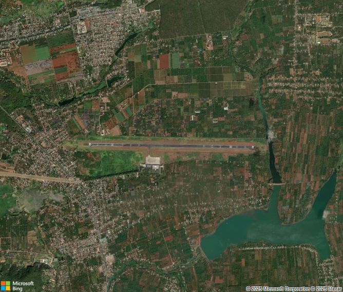 Взлётно-посадочная полоса Buon Ma Thuot Airport