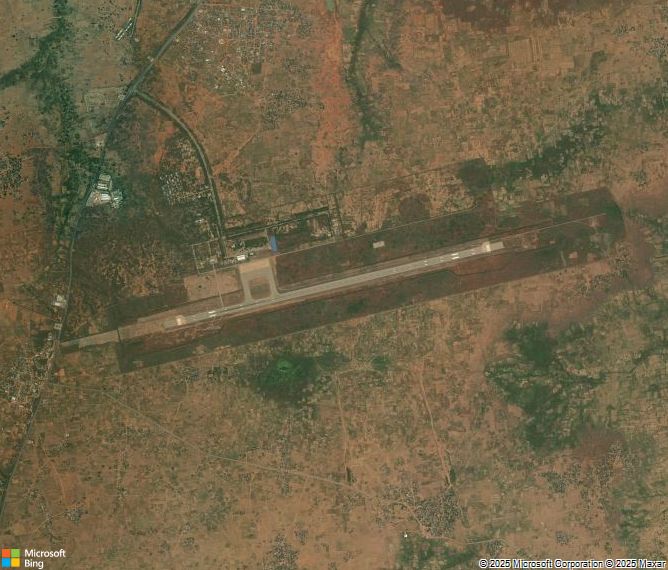 Взлётно-посадочная полоса Sadiq Abubakar III International Airport