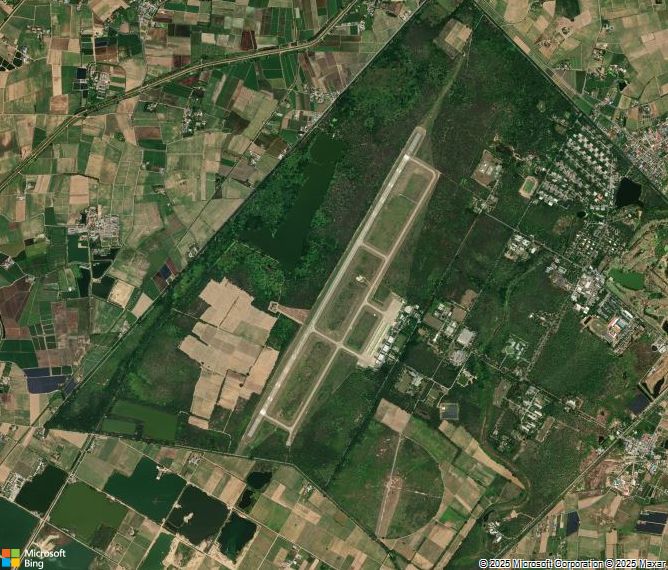 Взлётно-посадочная полоса Kamphaeng Saen Airport