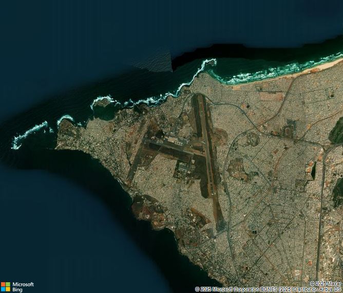 Взлётно-посадочная полоса Dakar International Airport