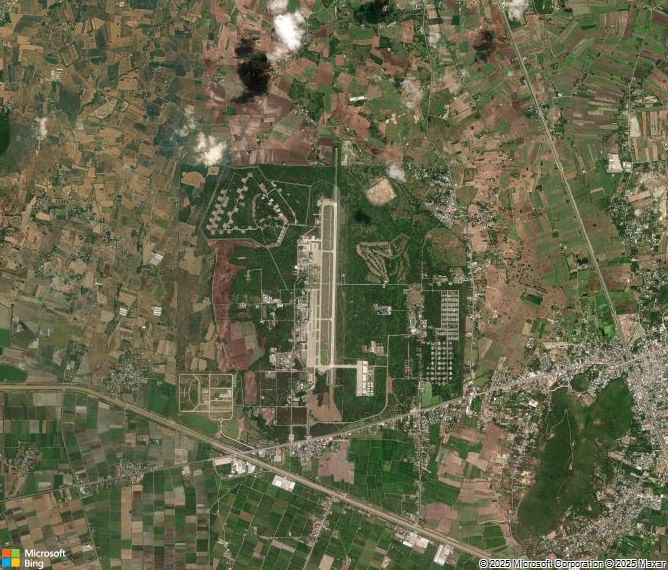 Взлётно-посадочная полоса Takhli Airport