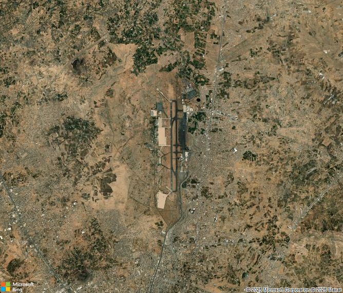 Взлётно-посадочная полоса Sana'a International Airport
