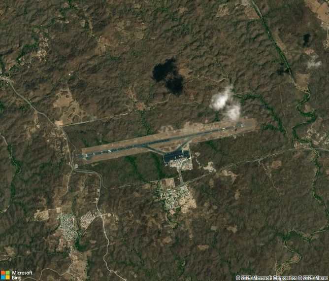 Взлётно-посадочная полоса Huatulco International Airport