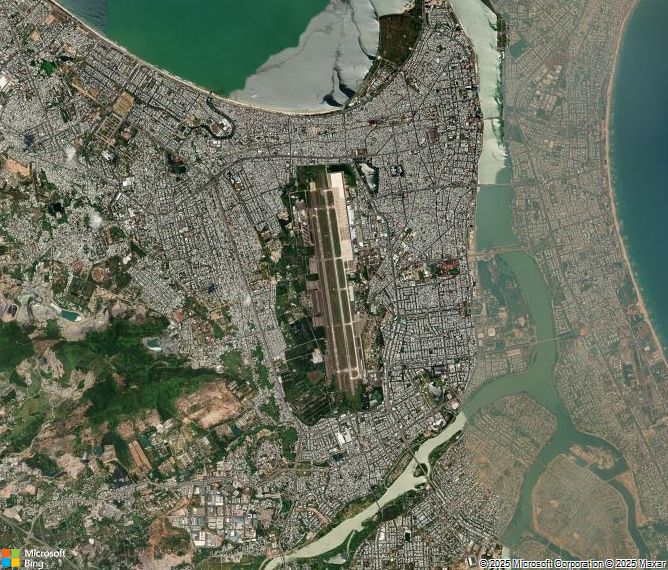 Взлётно-посадочная полоса Da Nang International Airport