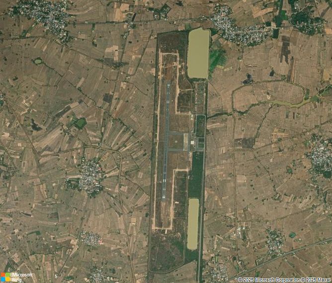 Взлётно-посадочная полоса Roi Et Airport