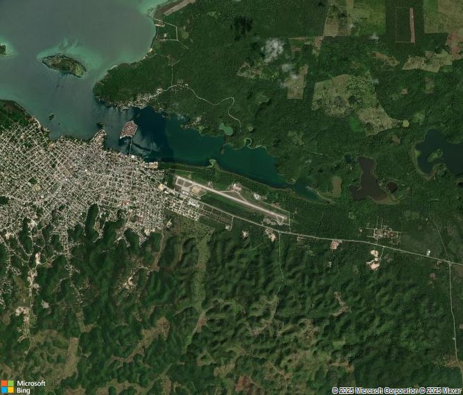 Взлётно-посадочная полоса Flores Mundo Maya International Airport