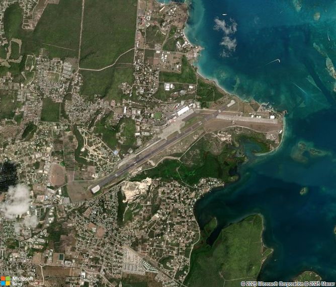 Взлётно-посадочная полоса Antigua V. C. Bird International Airport